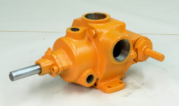 Tri-Rotor Bypass Steam Jacketed Head Pump Model 20DX